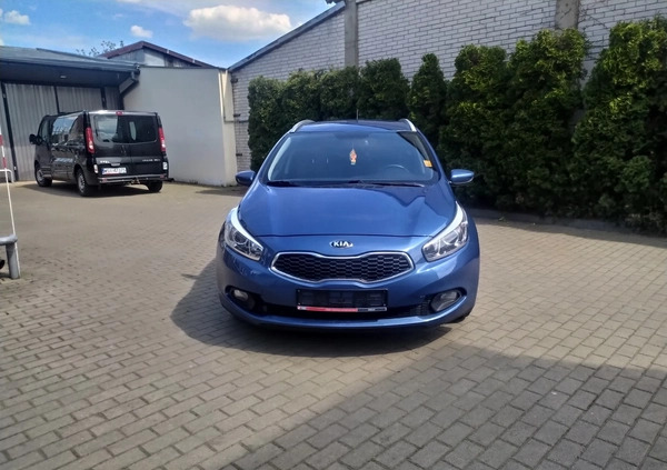 Kia Ceed cena 36900 przebieg: 169000, rok produkcji 2015 z Krzywiń małe 301